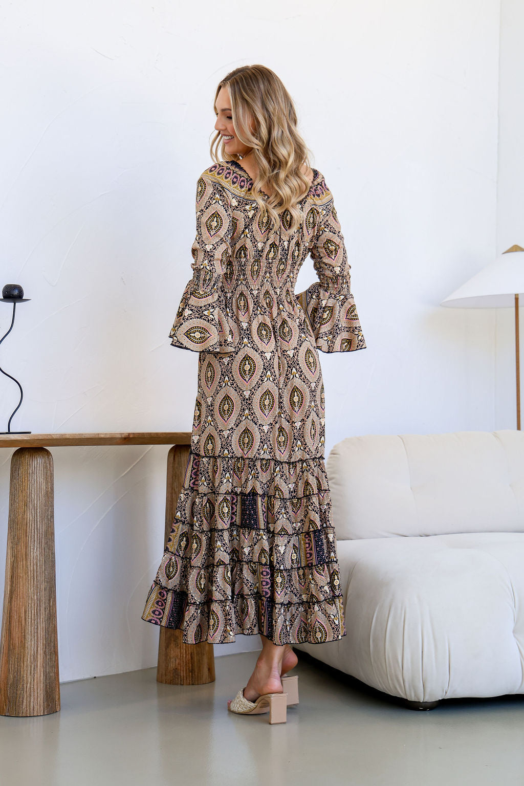 Delilah Maxi